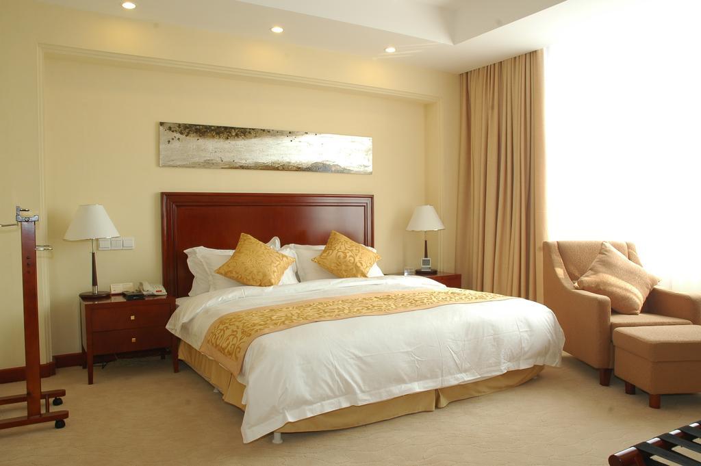 Taicang Century Hotel חדר תמונה