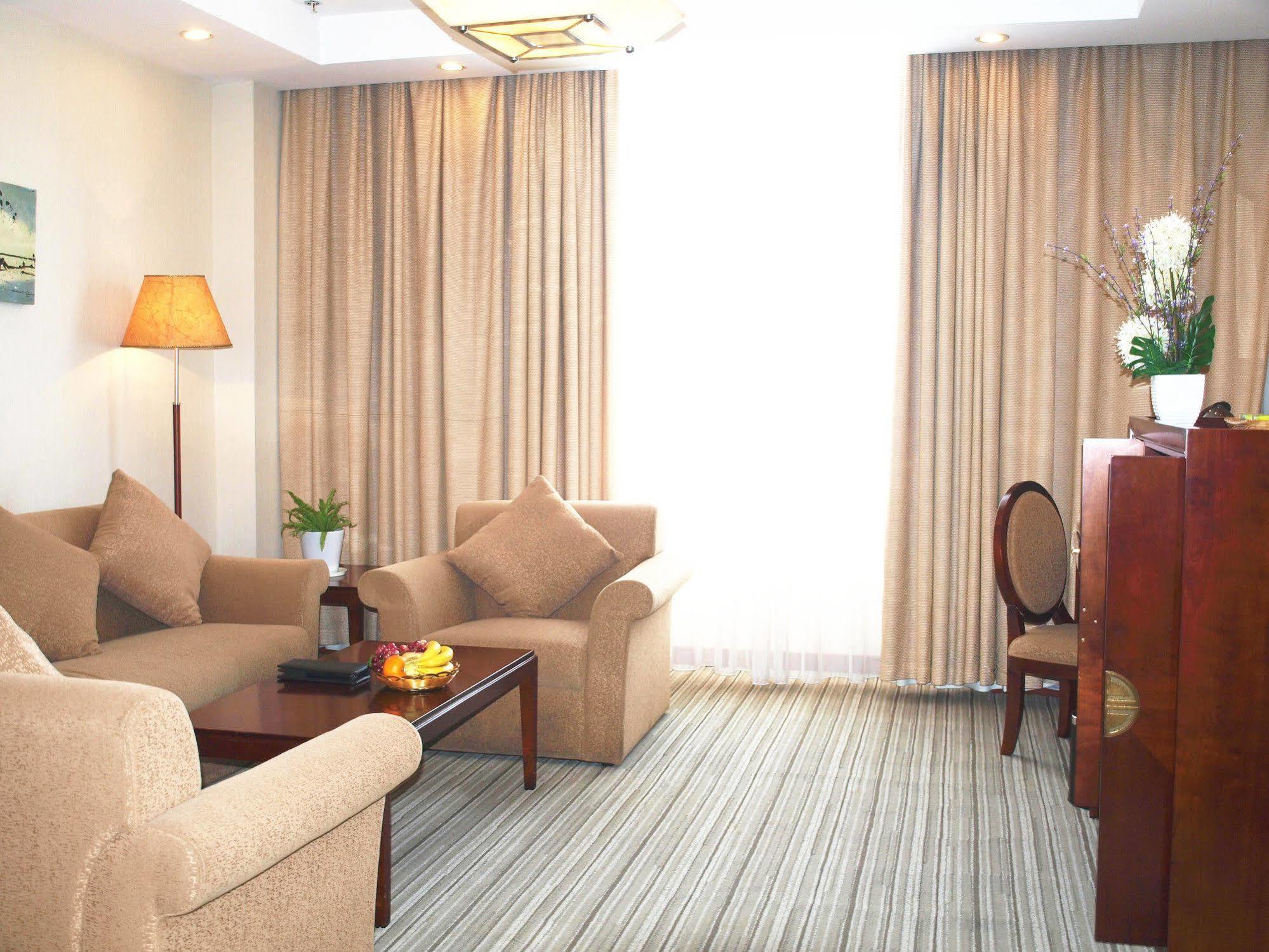 Taicang Century Hotel מראה חיצוני תמונה
