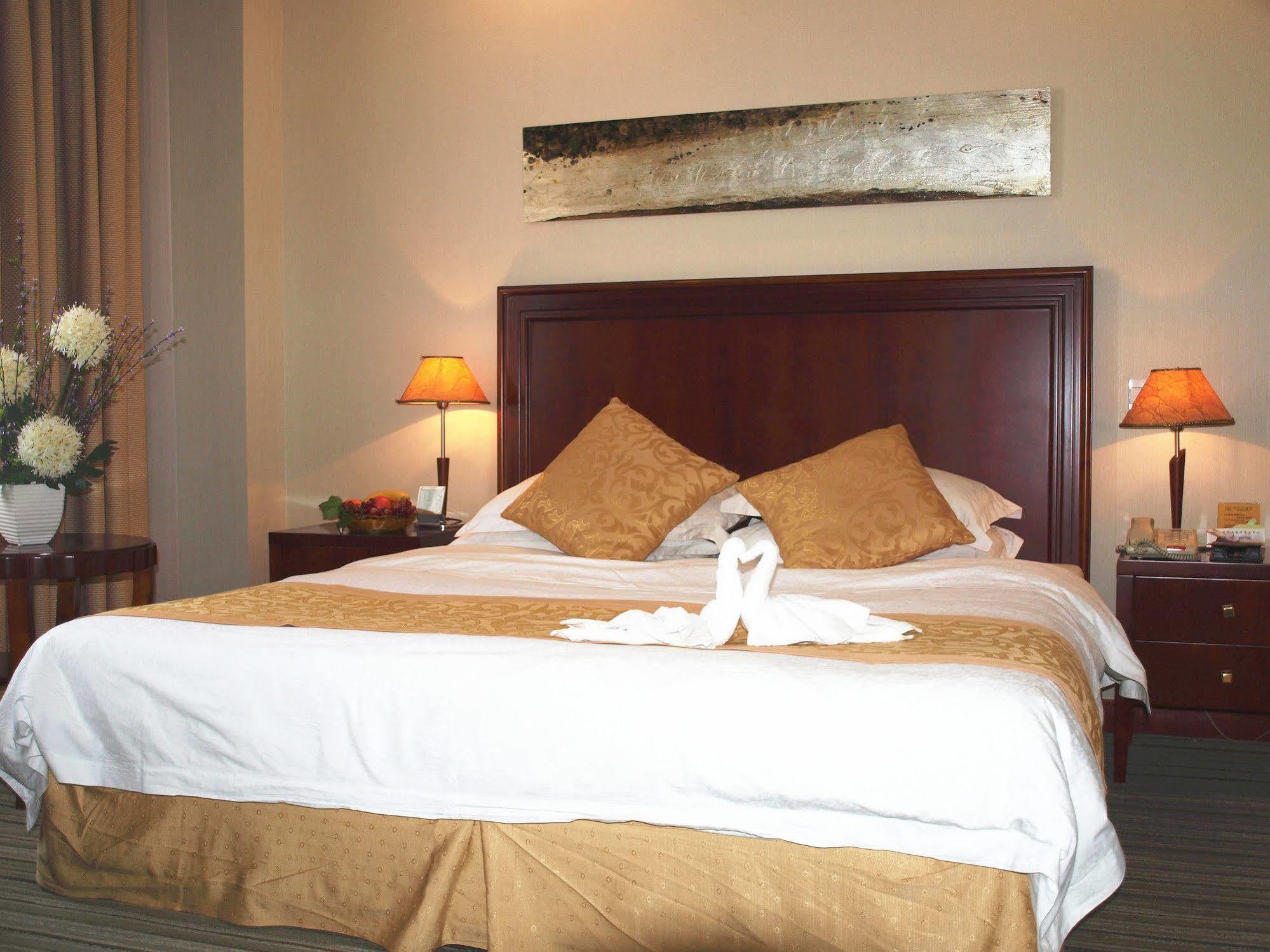Taicang Century Hotel מראה חיצוני תמונה
